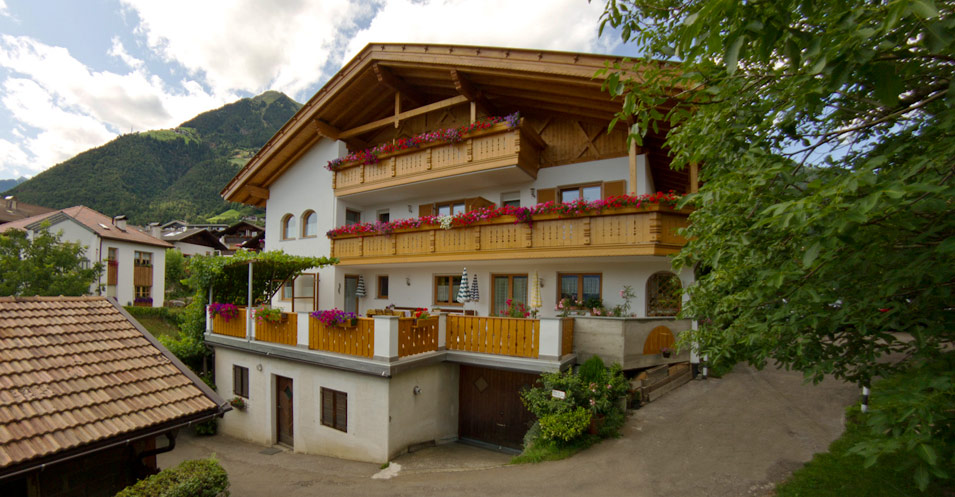 Nunnenmayrhof - Dorf Tirol - Südtirol